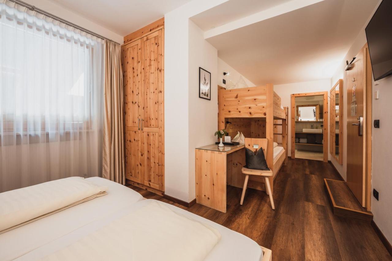 Hotel Bischofhof - Bistro Jasmin Chiusa Luaran gambar