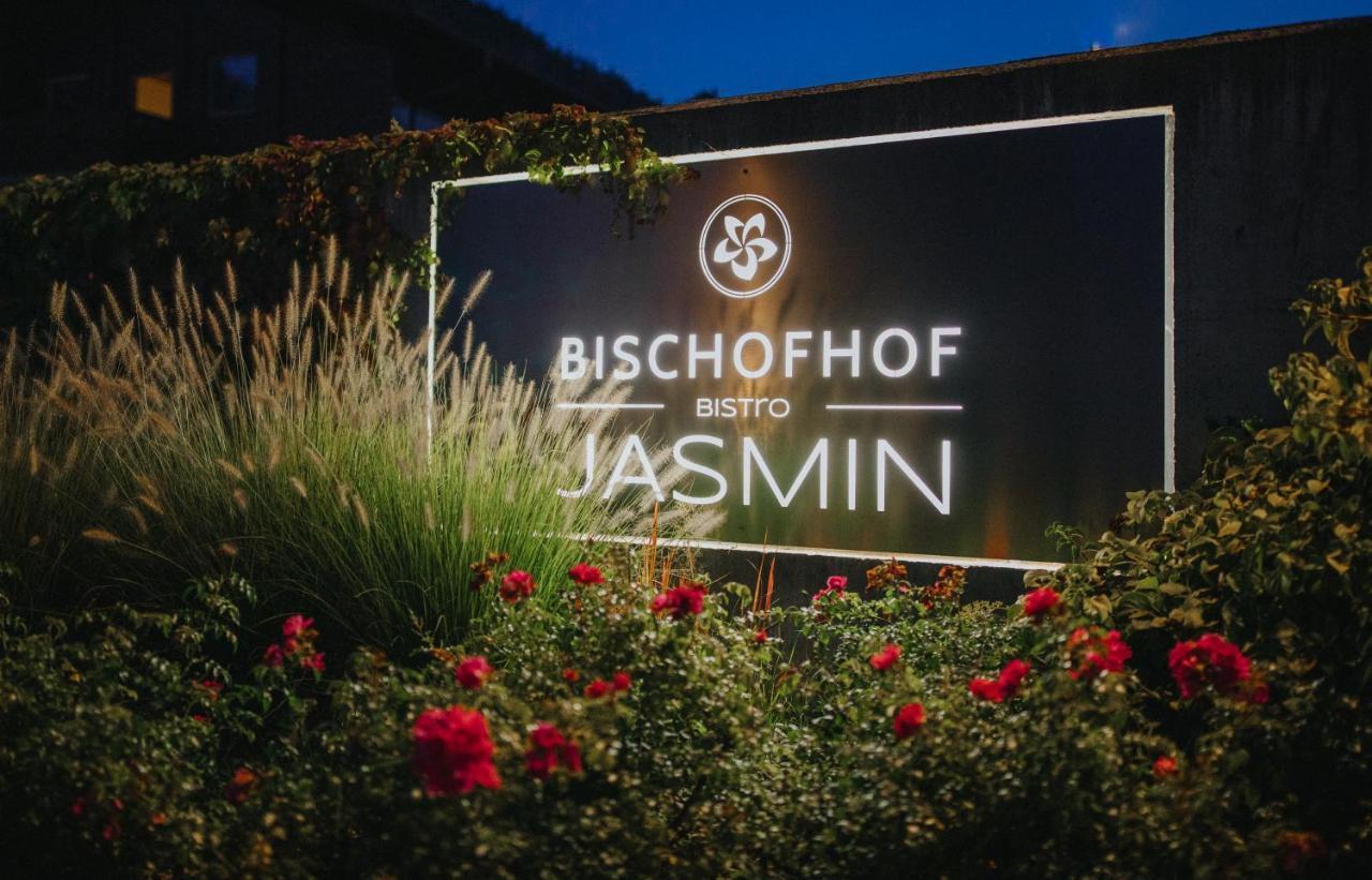 Hotel Bischofhof - Bistro Jasmin Chiusa Luaran gambar